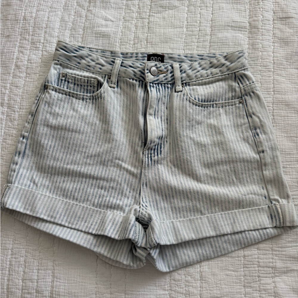BDG Women's High Rise Striped Jean Shorts - Light Blue